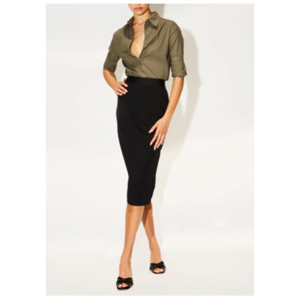 Liz Claiborne Skirt Black Silk-like Fabric Elegant Midi Skirt Size 10